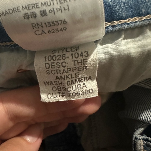 Like new MOTHER Jeans - Picture 2 of 2